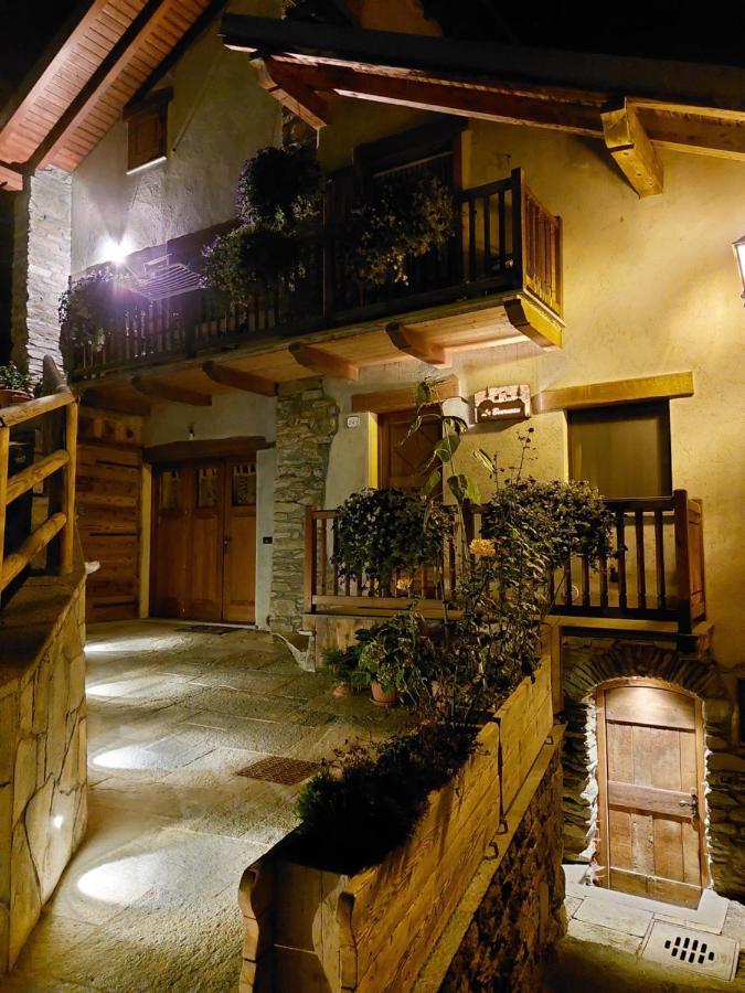 Appartamento Le Bourneau Aosta Exteriör bild